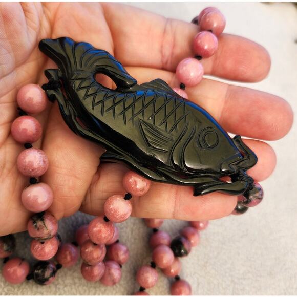 Vintage Stone Fish and Pink Stone Bead Necklace Black Onyx Chinese - Picture 4 of 7